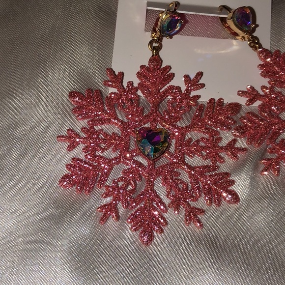 Betsey Johnson Gold Tone & Pink Glitter Snowflake Drop Earrings Crystal Accents - Picture 6 of 12